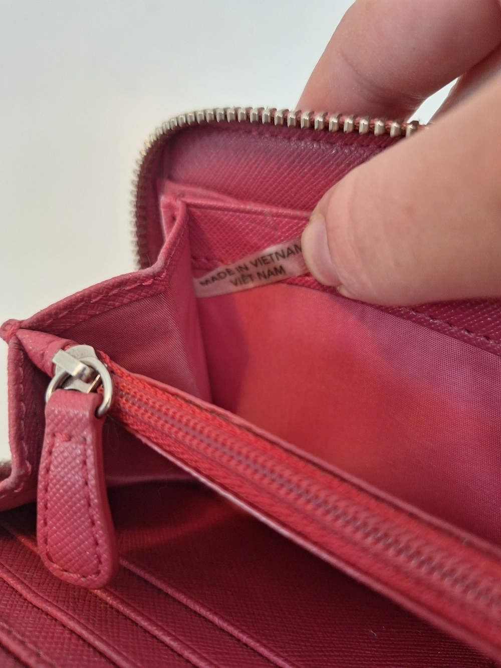 Coach Signature Canvas Zip Wallet in Khaki And Pink - Picture 9 of 9